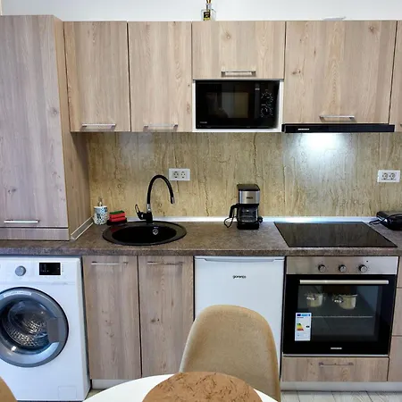 Tomis Lejlighedshotel