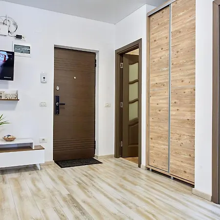 Tomis Aparthotel